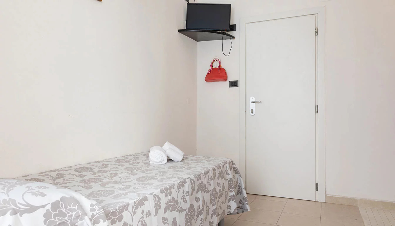 media.Camera_singola2